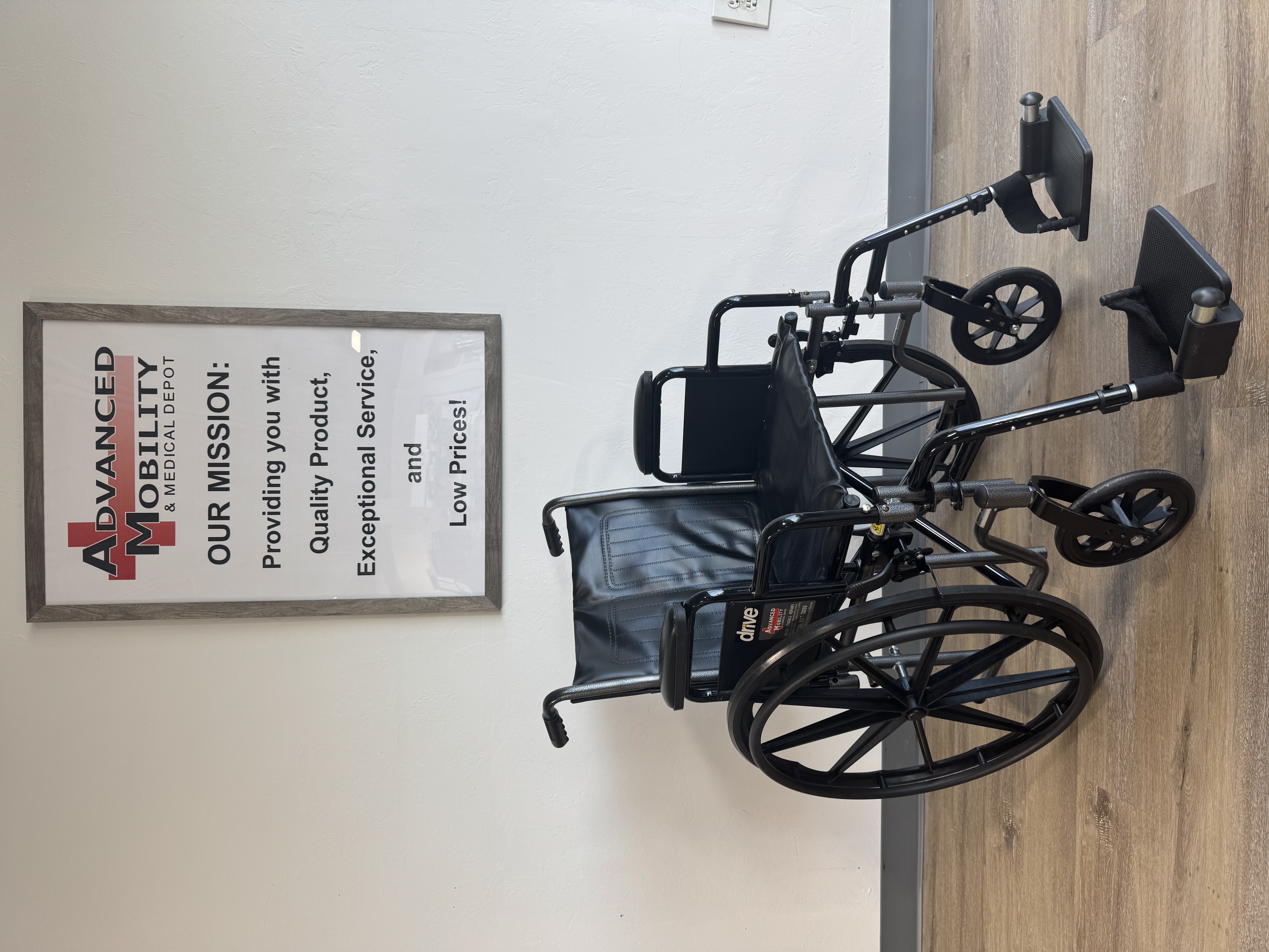 18 inch SSP218DDA-SF Drive Silver Sport 2 Wheelchair Used WC18-2502