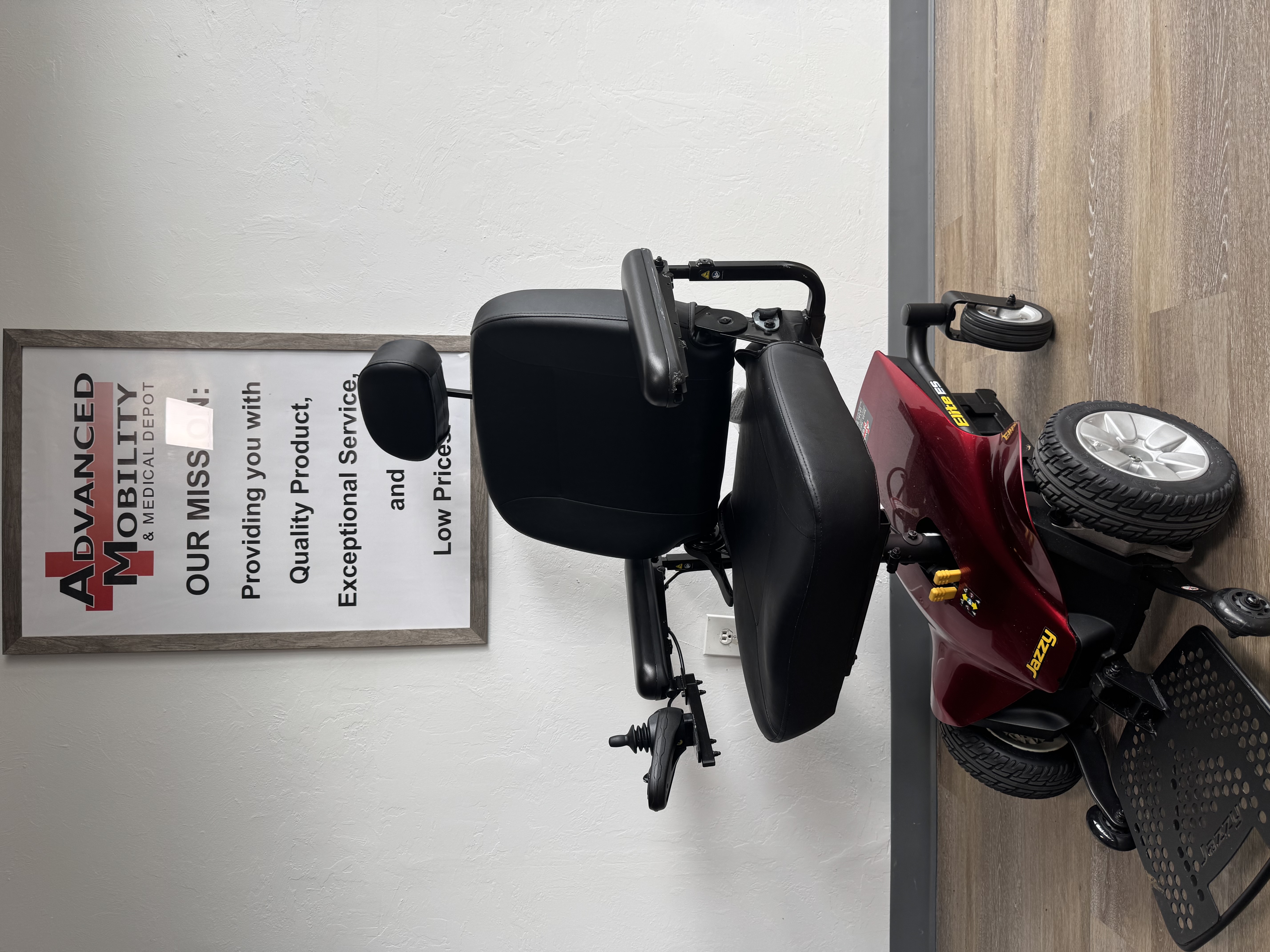 Jazzy Elite ES PWC-2502 Serial Number JC100925067C60 Used Jazzy Elite ES Power Wheelchair