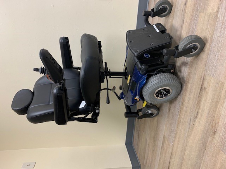 J6® Power Wheelchair with E Advanced Mobility & Medical Depot