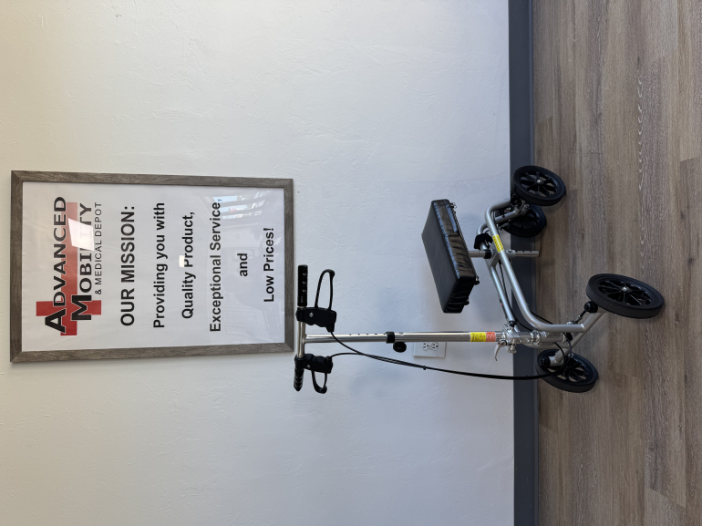 Used Knee Walker P4000 Free Spirit T21000942