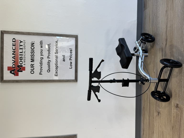 Used TKW12 Nova Knee Walker 04