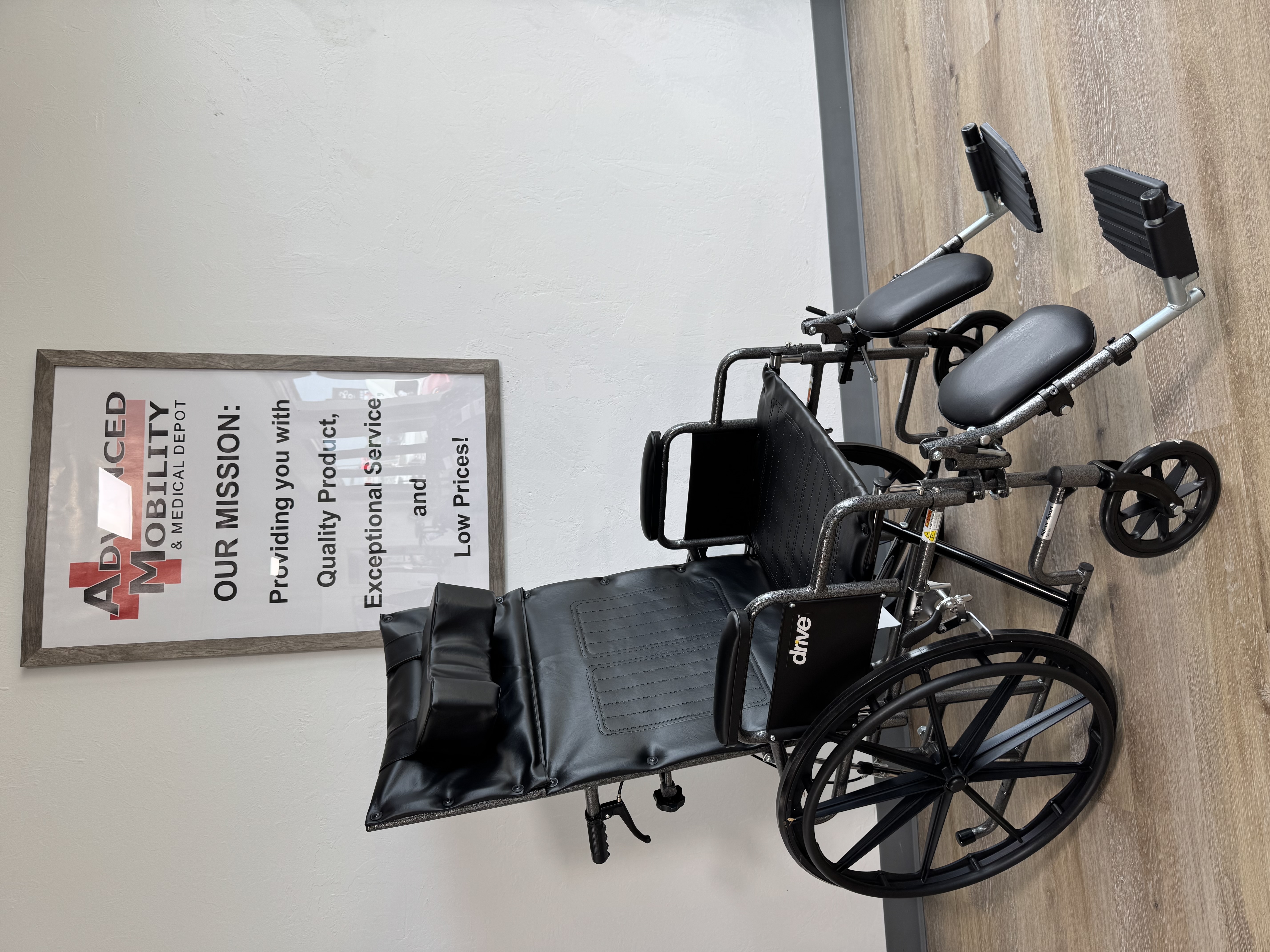 Used 20 inch SSP20RBDDAV Drive Silver Sport Tilt Wheelchair